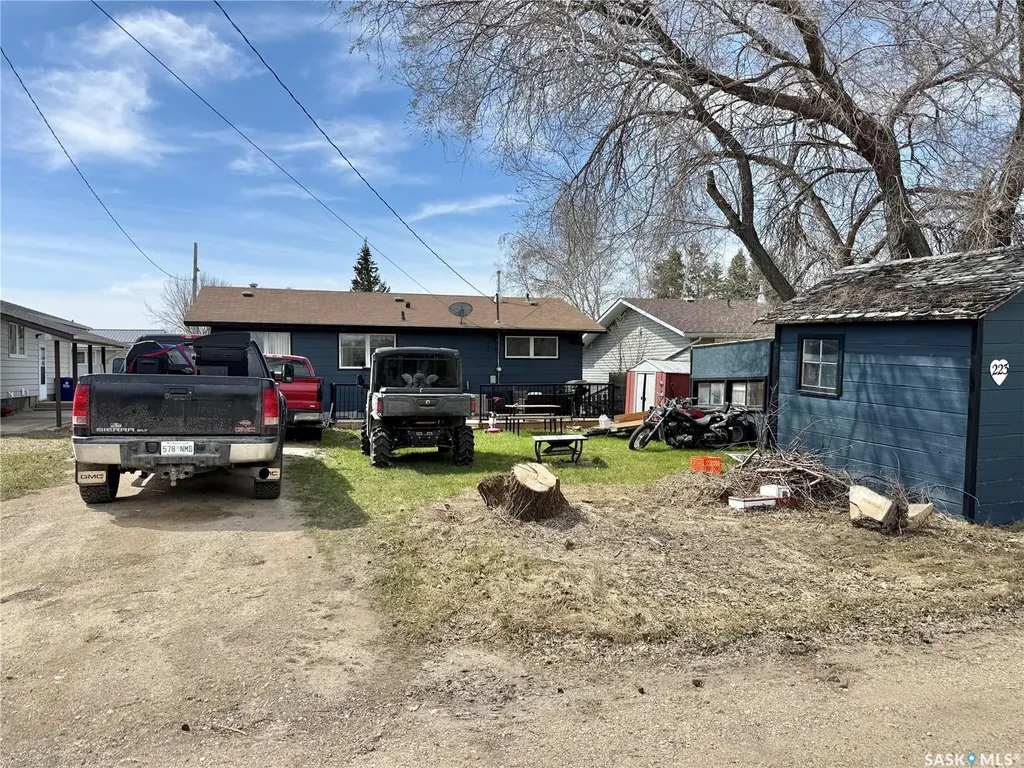 223 3rd Avenue W Spiritwood SK S0J 2M0