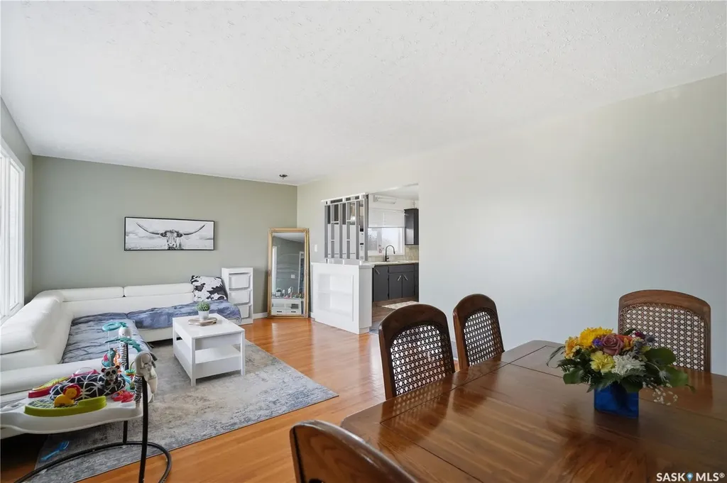 1874 Broder Street Regina SK S4N 3R8