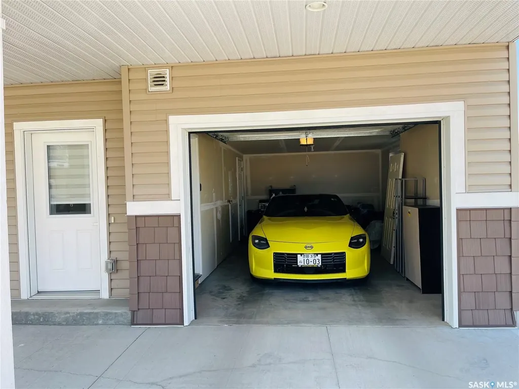 3367 Green Poppy Street Regina SK S4V 3P6