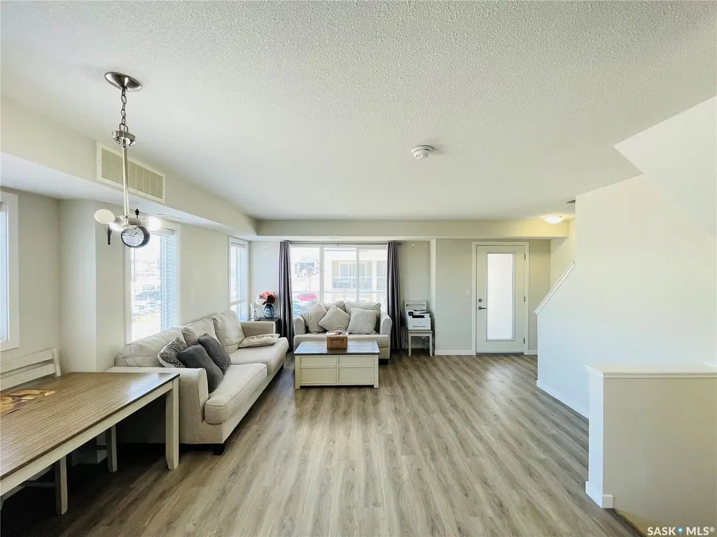 3367 Green Poppy Street Regina SK S4V 3P6