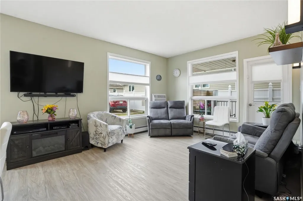 206 Pioneer Place Warman SK S0K 4S0