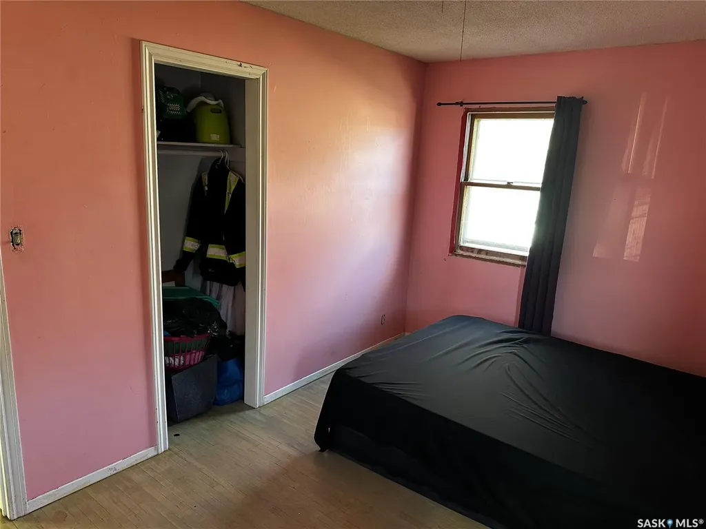1175 Wallace Street Regina SK S4A 1K8