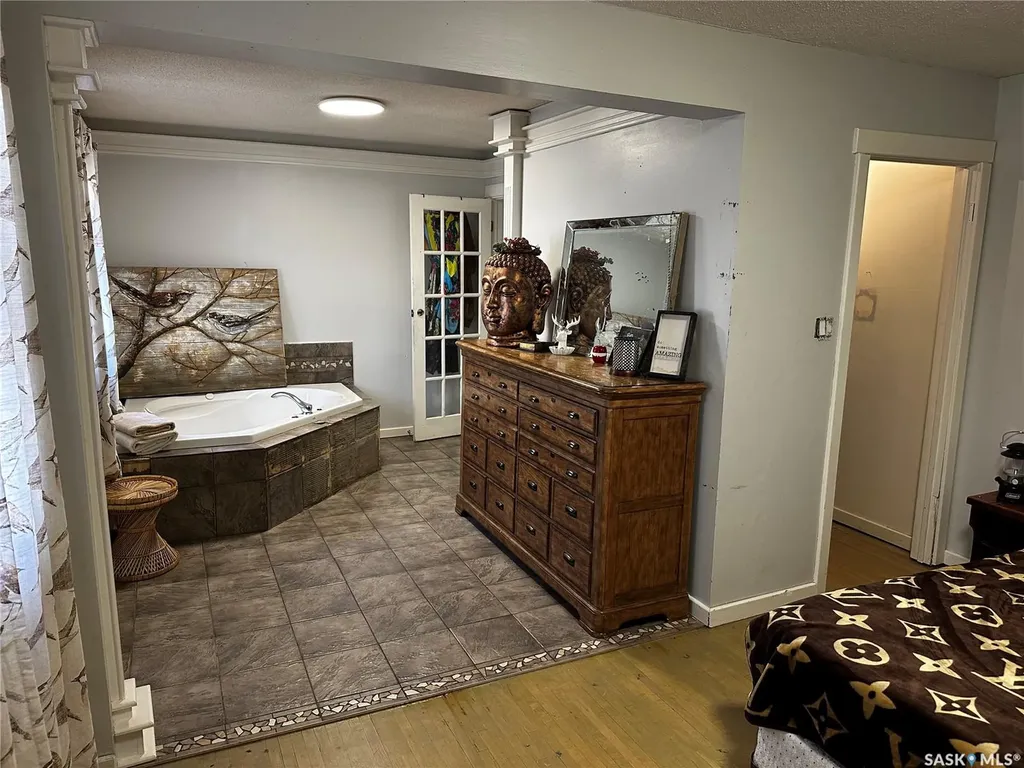 1175 Wallace Street Regina SK S4A 1K8