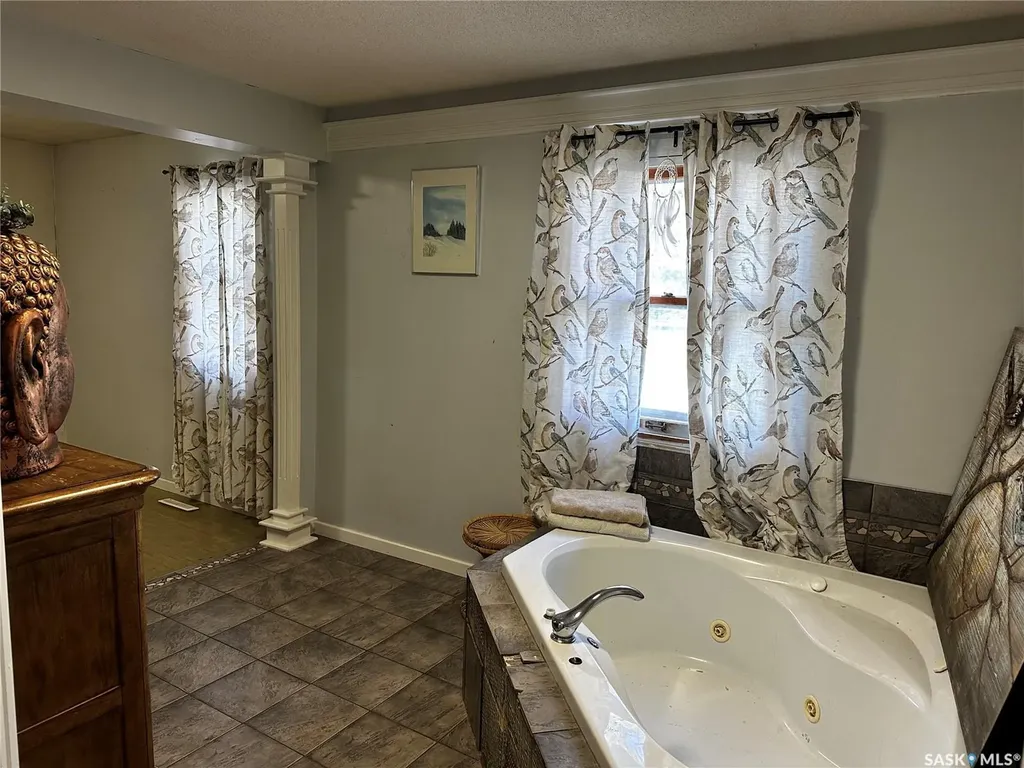 1175 Wallace Street Regina SK S4A 1K8