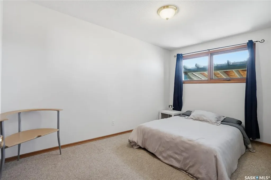 322 Froom Crescent Regina SK S4N 1B7