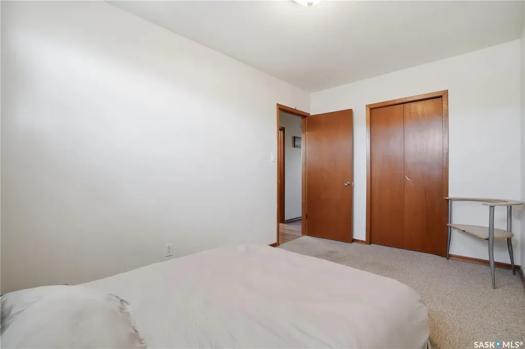 322 Froom Crescent Regina SK S4N 1B7