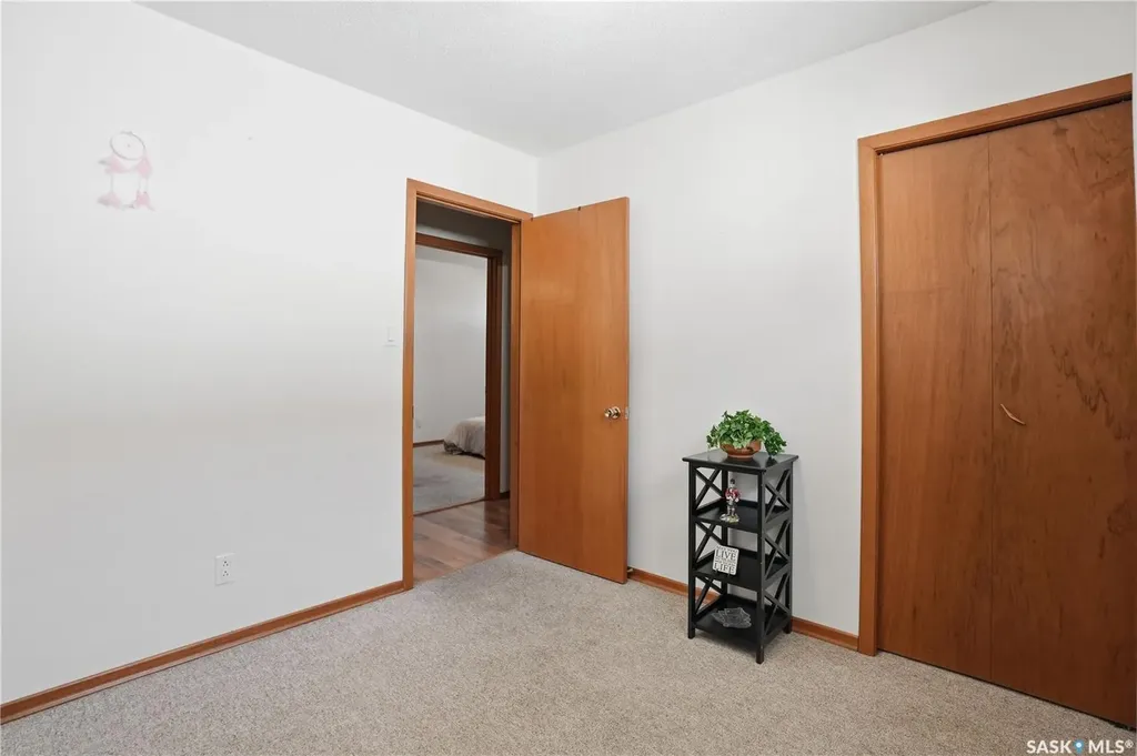 322 Froom Crescent Regina SK S4N 1B7
