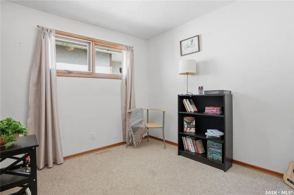 322 Froom Crescent Regina SK S4N 1B7