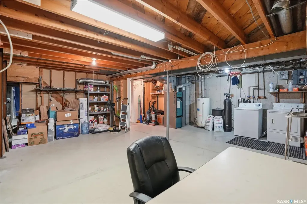 322 Froom Crescent Regina SK S4N 1B7