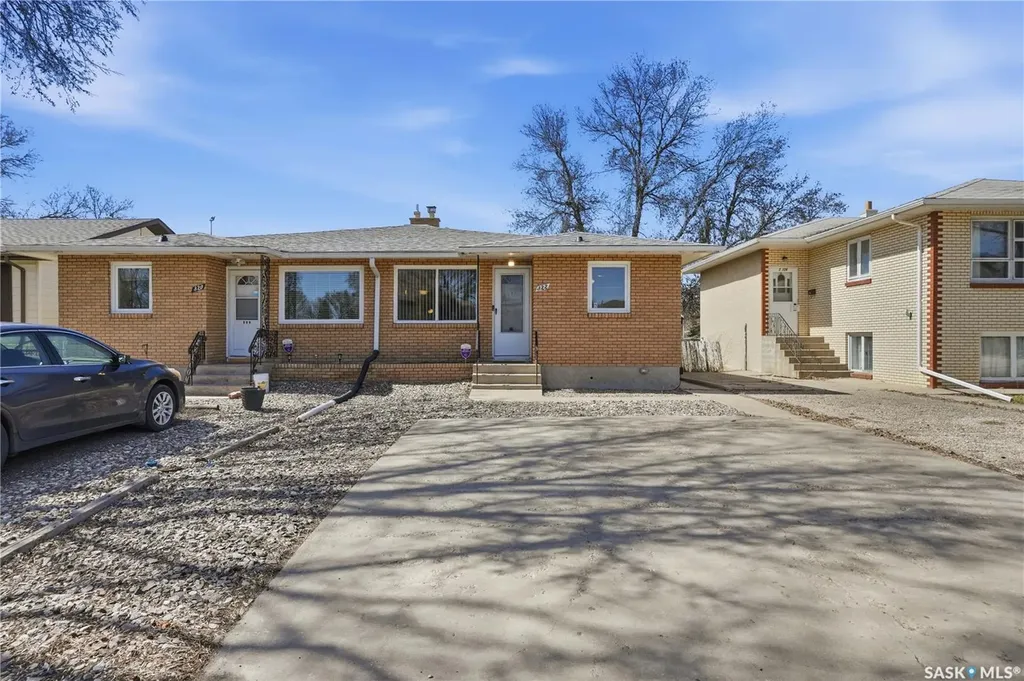 322 Froom Crescent Regina SK S4N 1B7