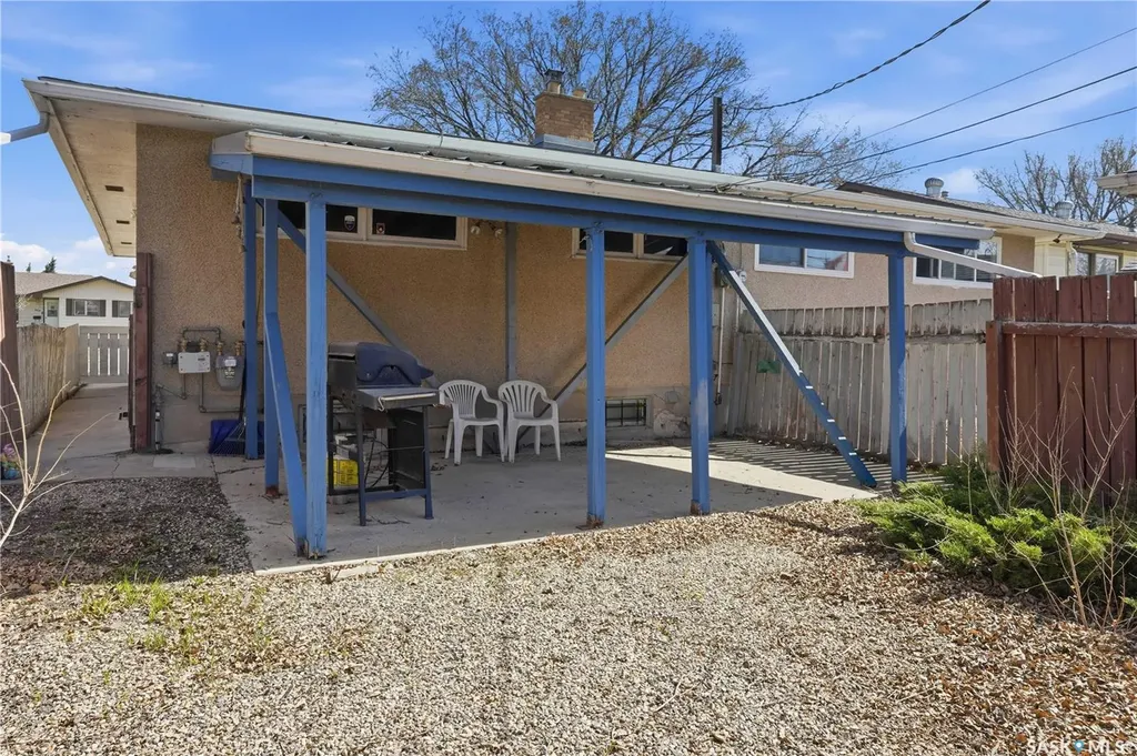 322 Froom Crescent Regina SK S4N 1B7