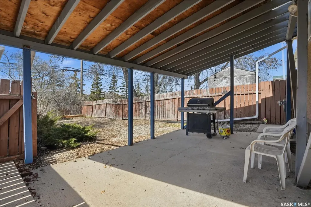322 Froom Crescent Regina SK S4N 1B7