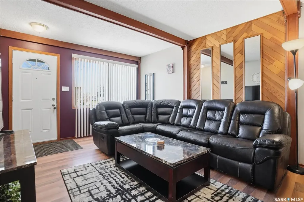 322 Froom Crescent Regina SK S4N 1B7