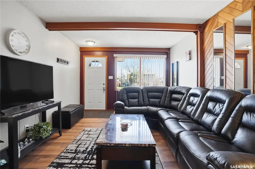 322 Froom Crescent Regina SK S4N 1B7