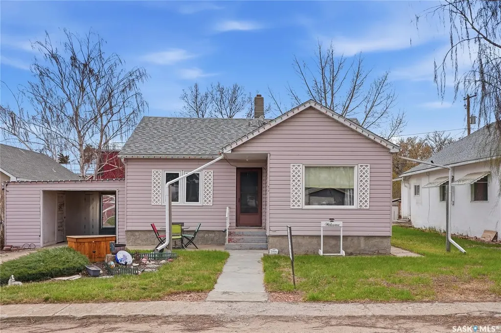 810 6th Street Perdue SK S0K 3C0