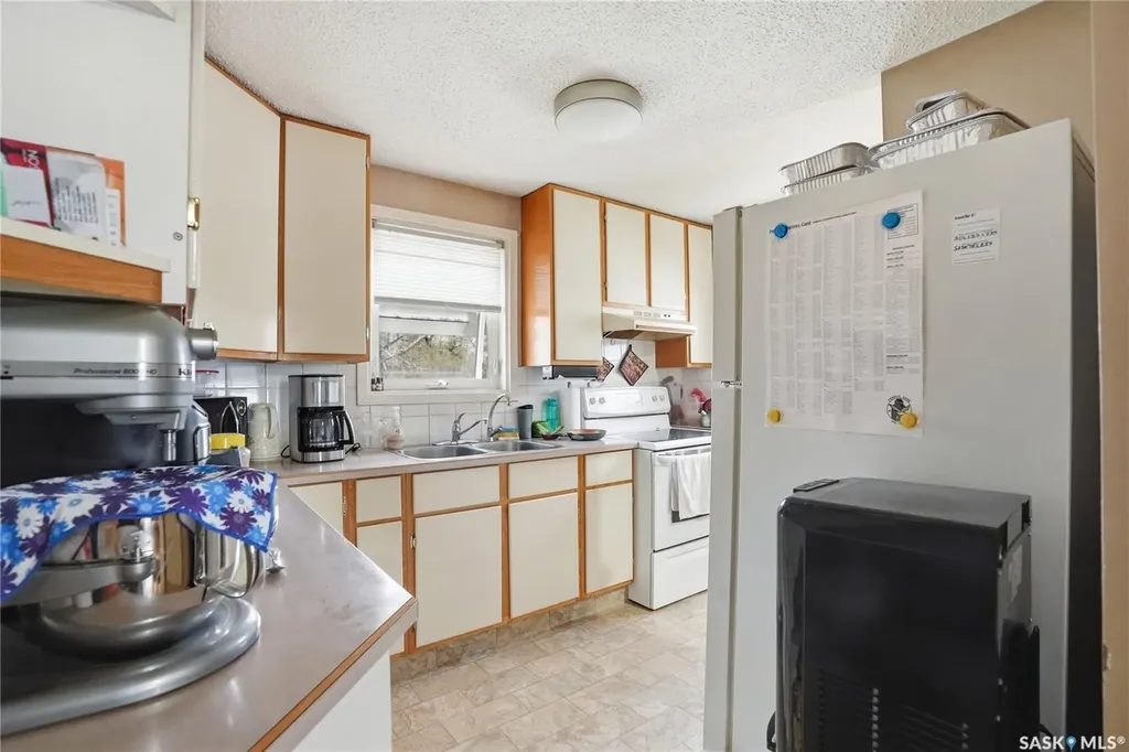810 6th Street Perdue SK S0K 3C0