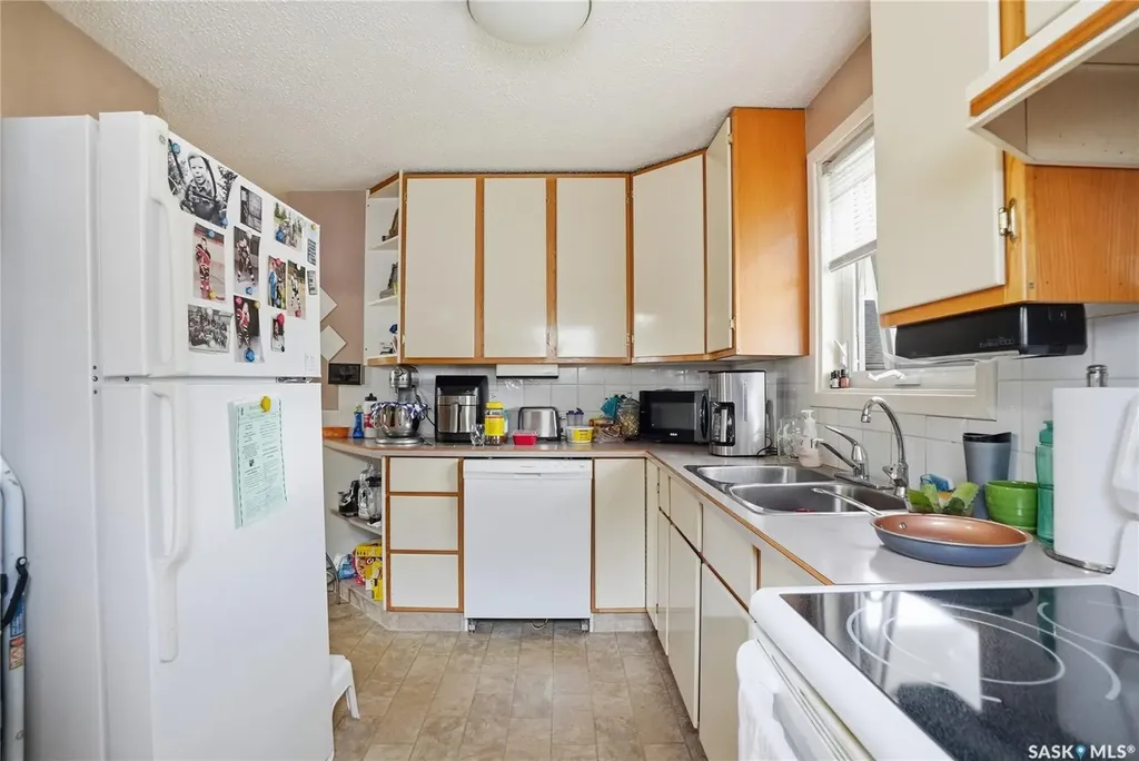 810 6th Street Perdue SK S0K 3C0