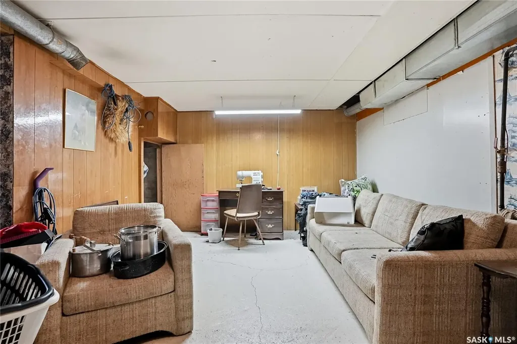 810 6th Street Perdue SK S0K 3C0