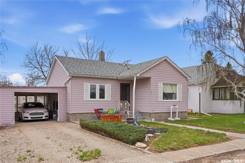 810 6th Street Perdue SK S0K 3C0