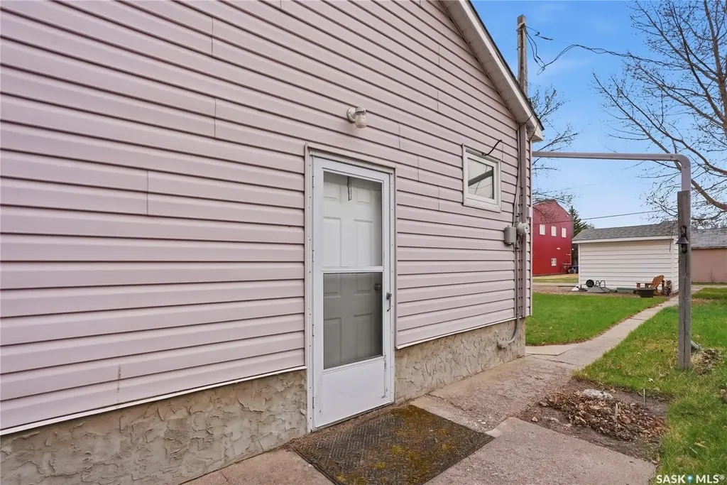 810 6th Street Perdue SK S0K 3C0
