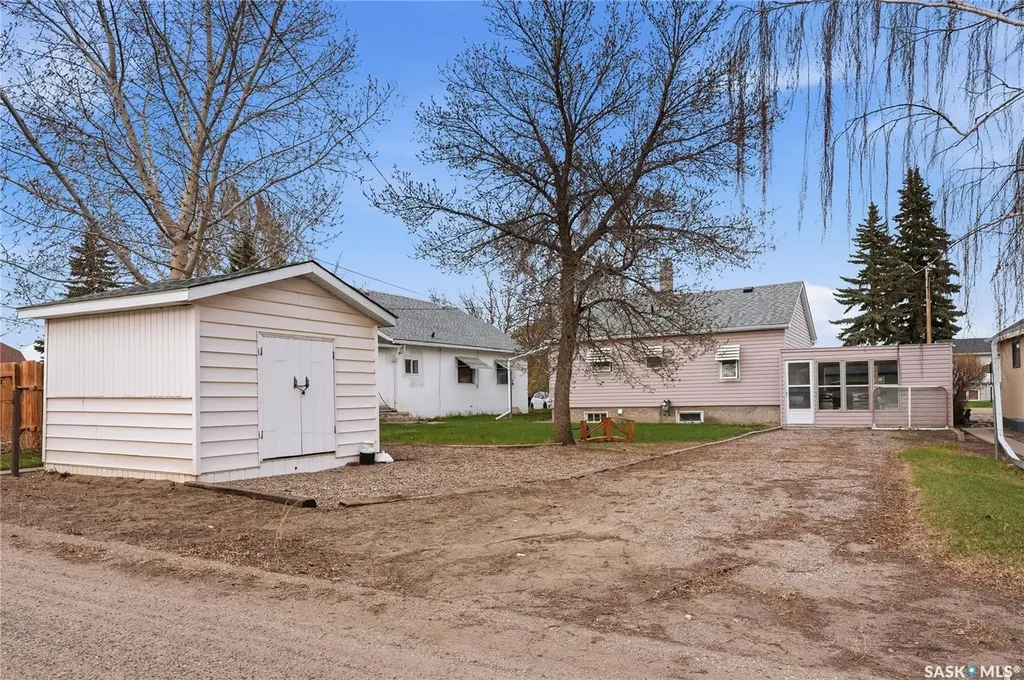 810 6th Street Perdue SK S0K 3C0