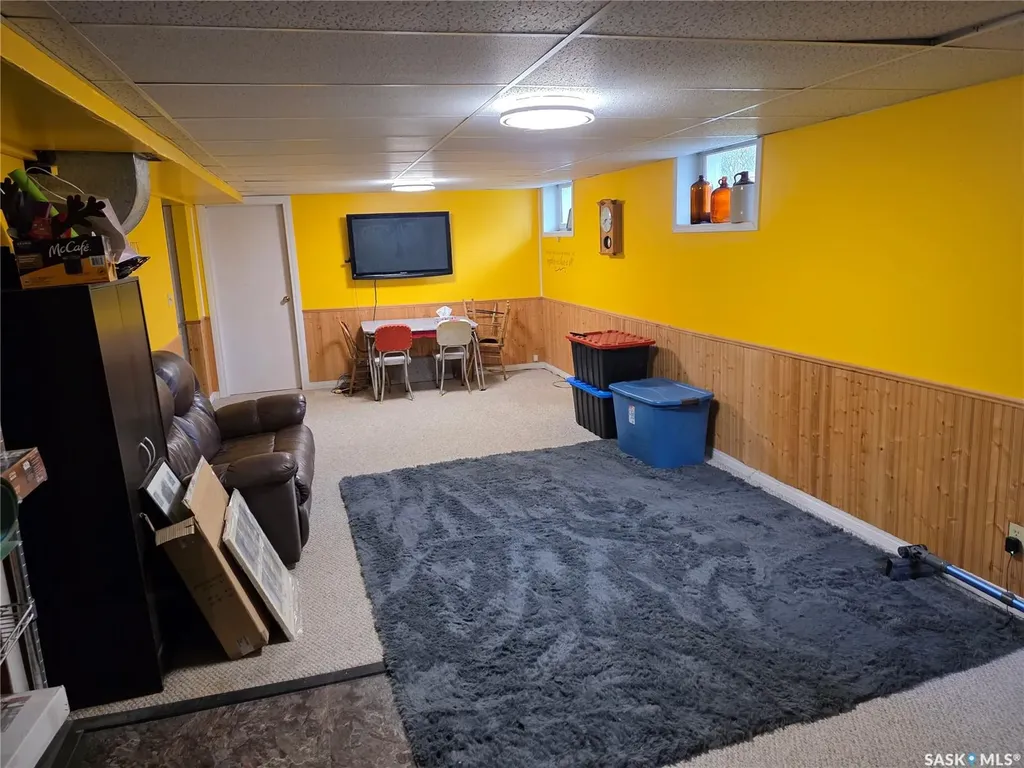 111 4th Avenue N Lucky Lake SK S0L 1Z0