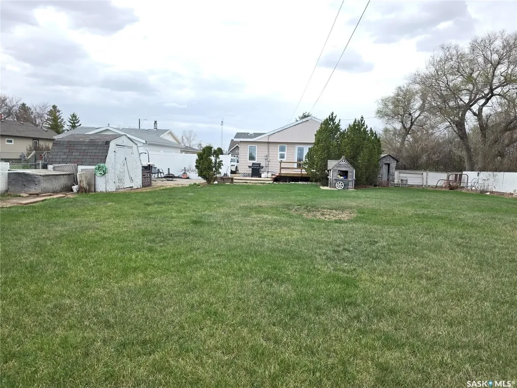 111 4th Avenue N Lucky Lake SK S0L 1Z0