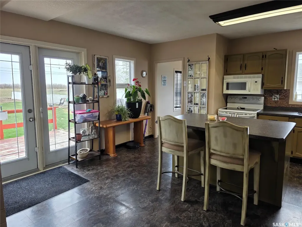 111 4th Avenue N Lucky Lake SK S0L 1Z0