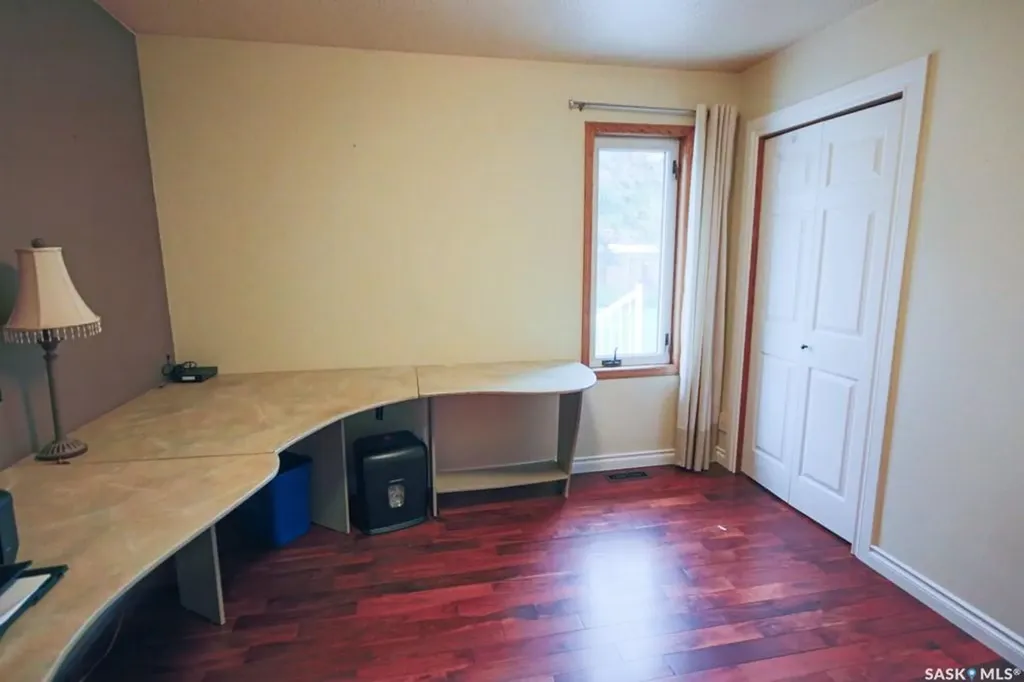 1666 Marshall Crescent Moose Jaw SK S6H 3G7