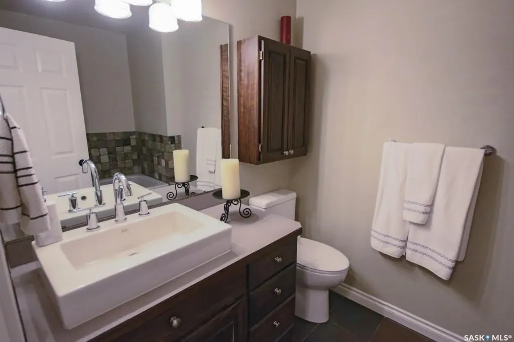 1666 Marshall Crescent Moose Jaw SK S6H 3G7