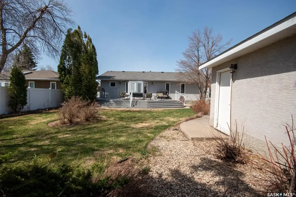 1666 Marshall Crescent Moose Jaw SK S6H 3G7