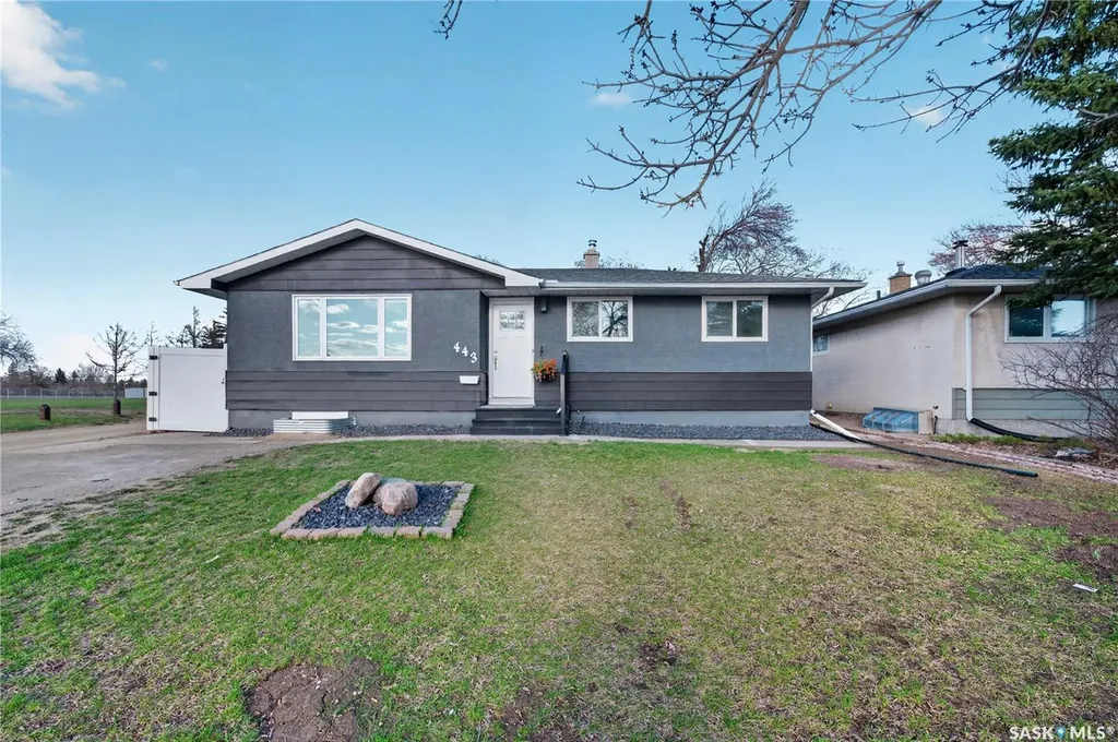 443 Argyle Street N Regina SK S4R 4C9