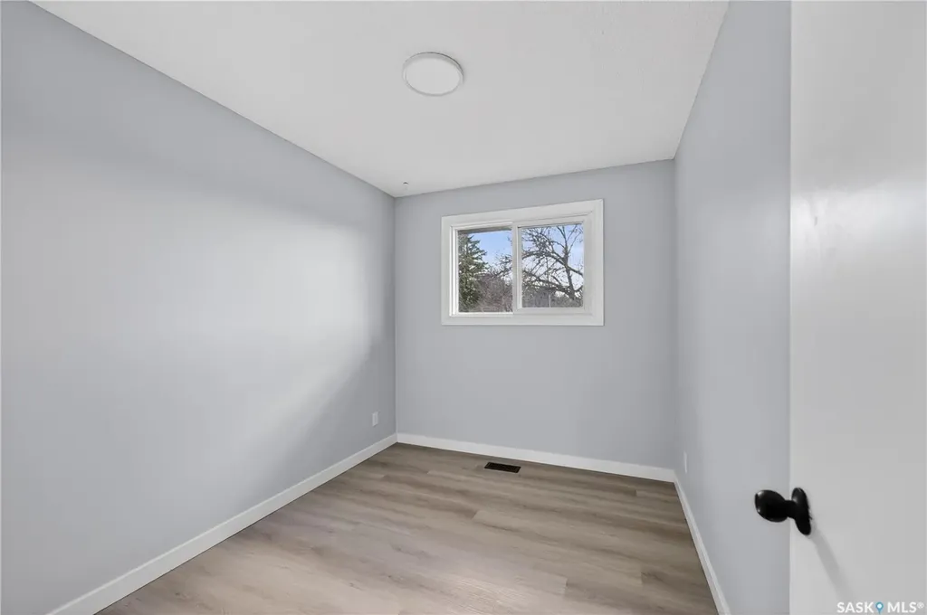 443 Argyle Street N Regina SK S4R 4C9