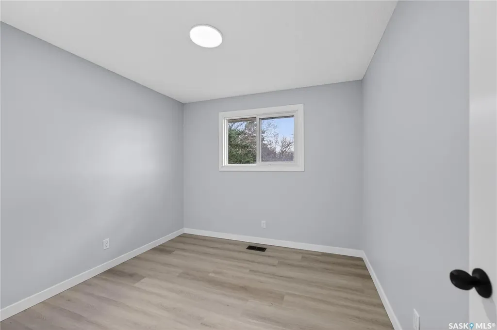 443 Argyle Street N Regina SK S4R 4C9