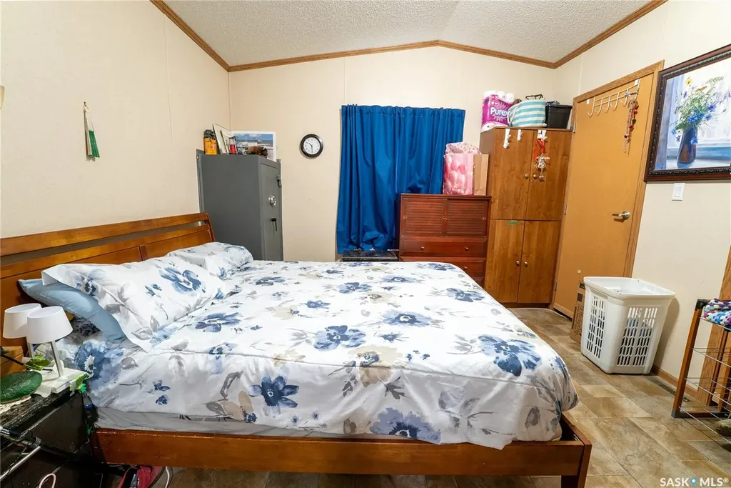 102 Herbert Street Hawarden SK S0H 1Y0
