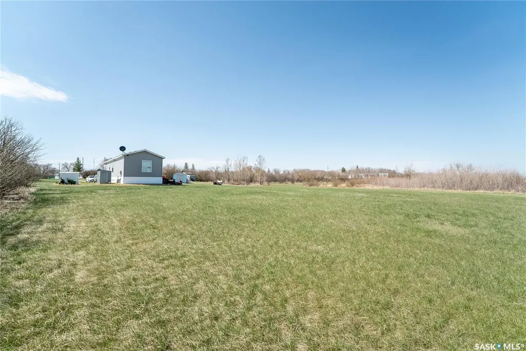 102 Herbert Street Hawarden SK S0H 1Y0