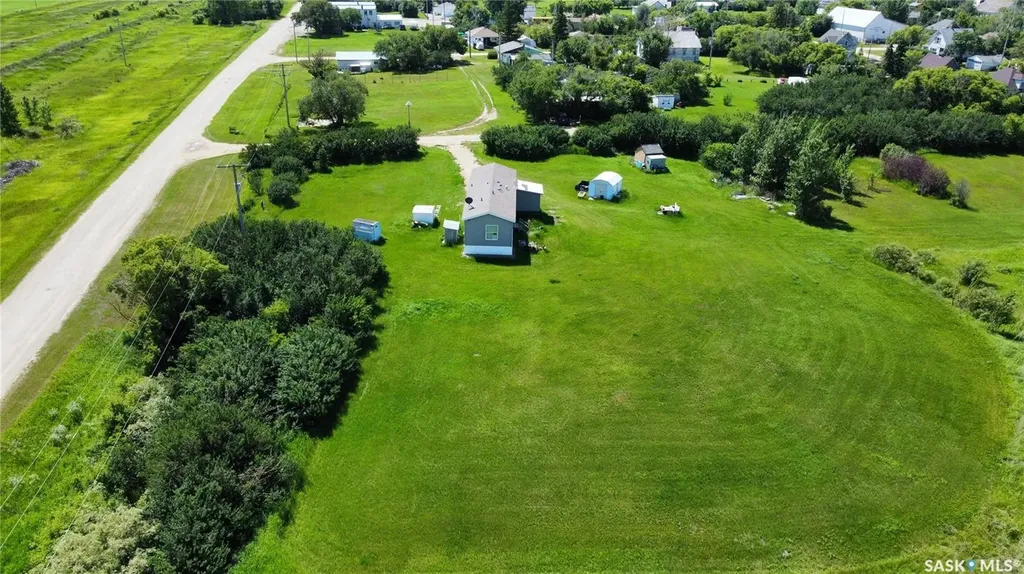102 Herbert Street Hawarden SK S0H 1Y0