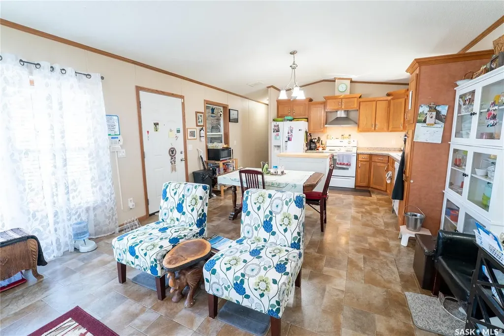 102 Herbert Street Hawarden SK S0H 1Y0