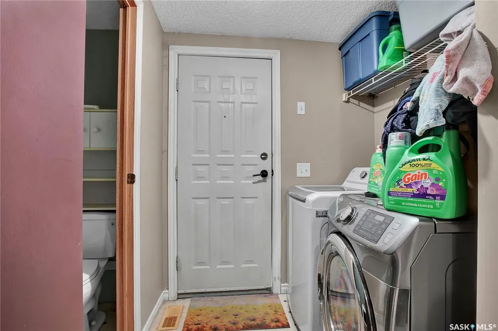 76 Mulberry Road Blucher Rm No. 343 SK S0K 0Y0