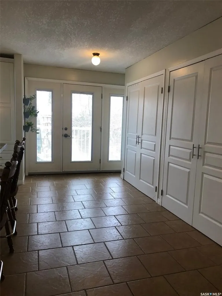 626 Mary Street Canora SK S0A 0L0