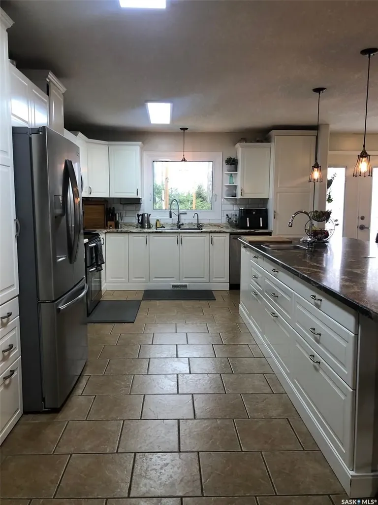 626 Mary Street Canora SK S0A 0L0
