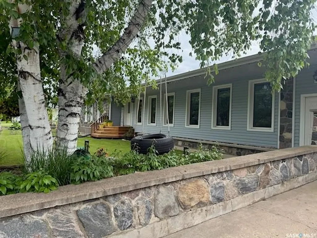 626 Mary Street Canora SK S0A 0L0