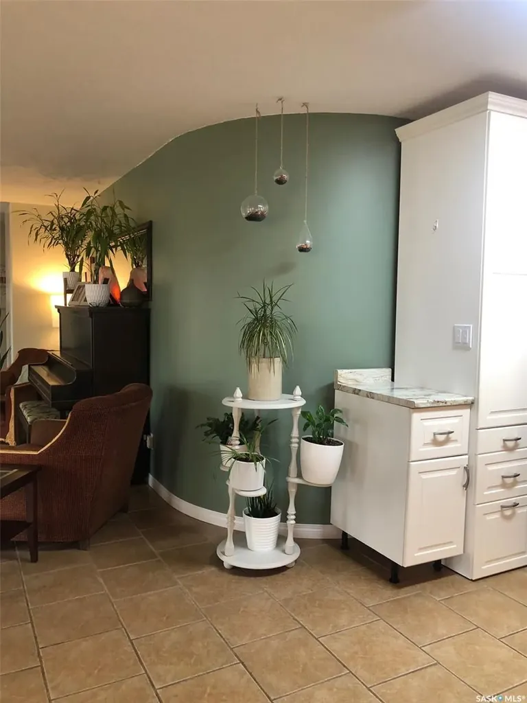 626 Mary Street Canora SK S0A 0L0