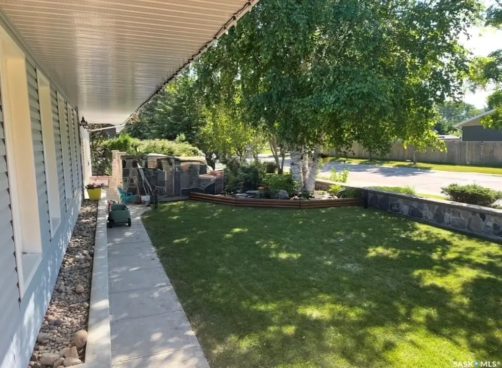 626 Mary Street Canora SK S0A 0L0