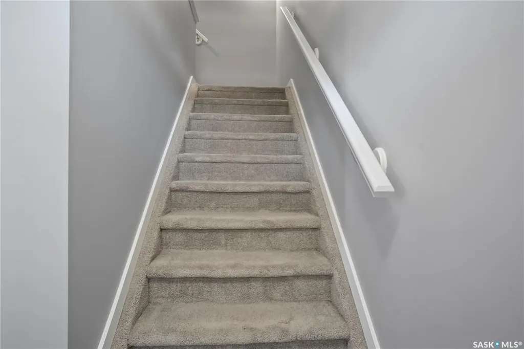 4733 Primrose Green Drive E Regina SK S4V 3K9