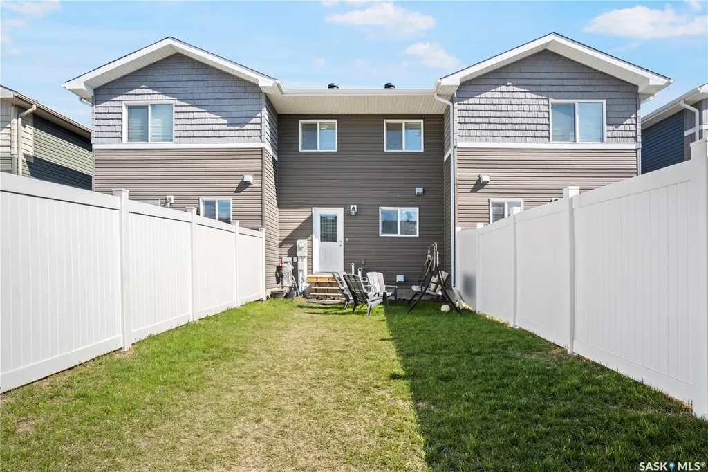 4733 Primrose Green Drive E Regina SK S4V 3K9