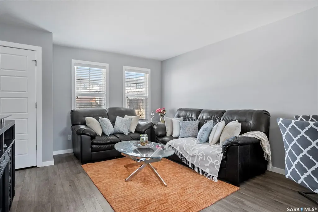 4733 Primrose Green Drive E Regina SK S4V 3K9