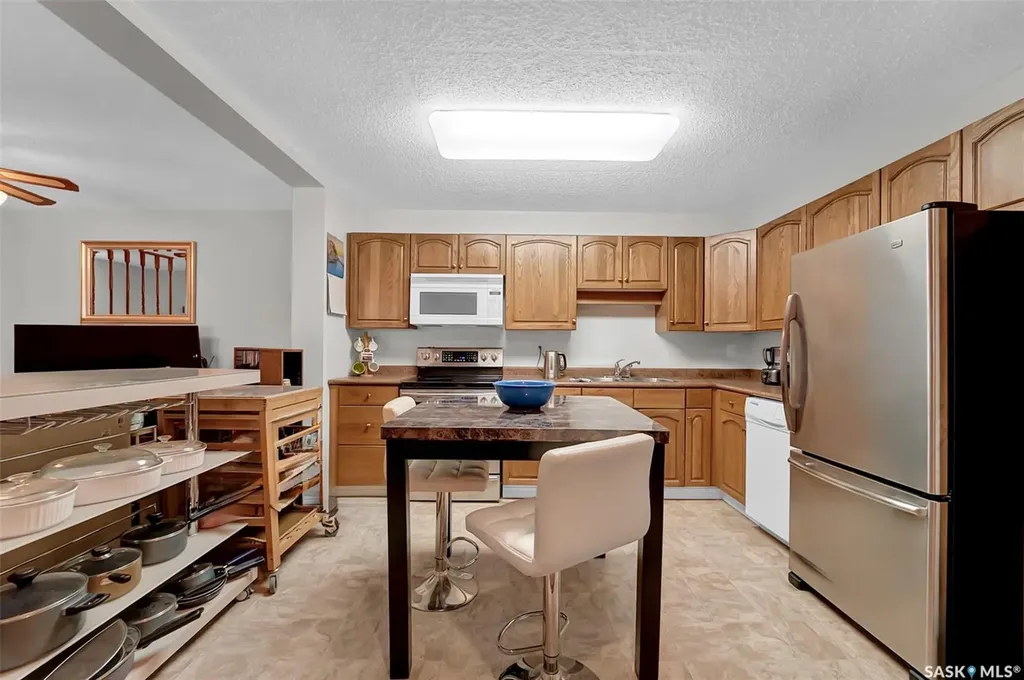 520 3rd Avenue N Saskatoon SK S7K 2J7