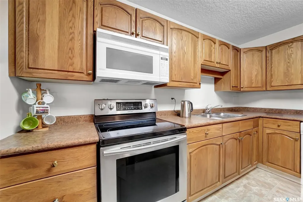 520 3rd Avenue N Saskatoon SK S7K 2J7