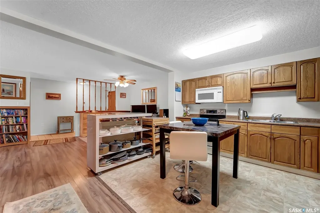 520 3rd Avenue N Saskatoon SK S7K 2J7